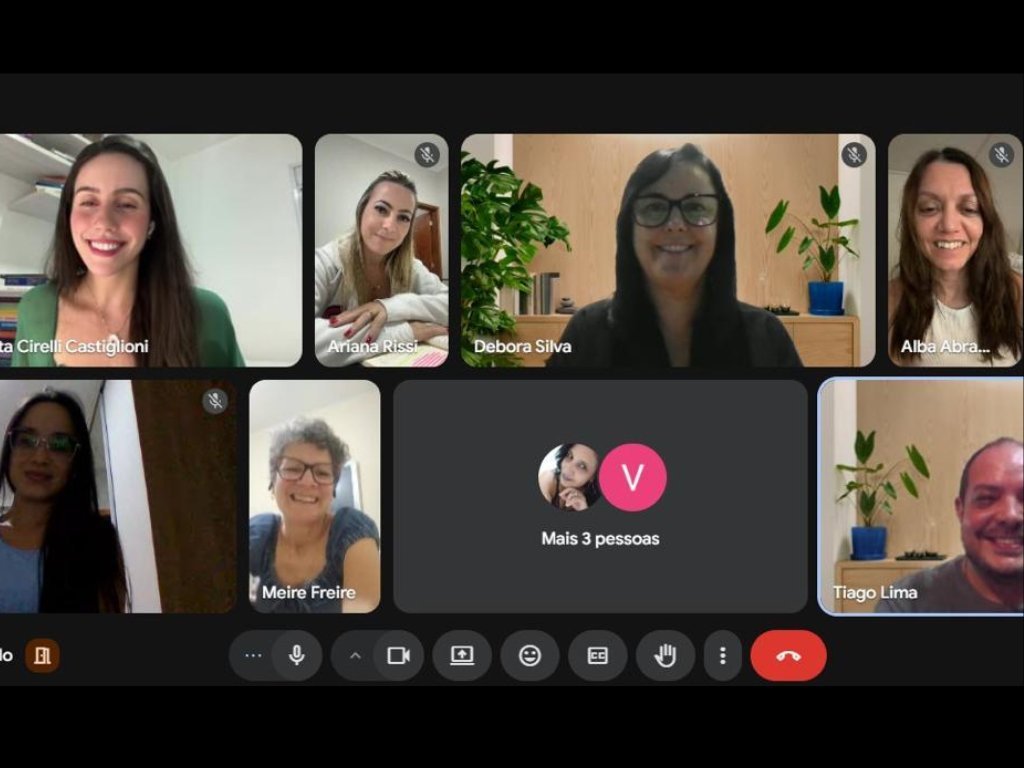 Encontro da Jornada Relembrar pelo computador, com as participantes reunidas